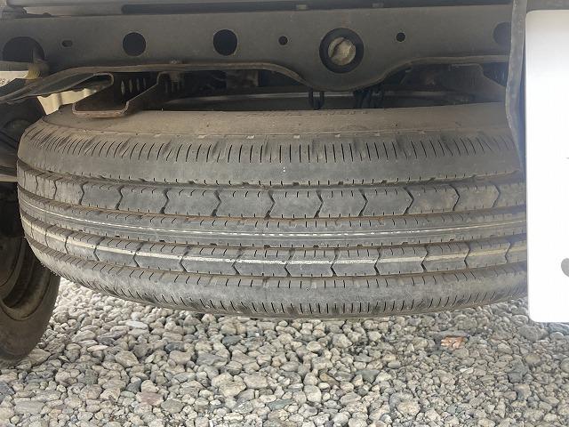 トヨエース １．２５ｔ積・平ボディ・１０尺・普通免許対応・ＡＴ　１．２５ｔ積・平ボディ・１０尺・普通免許対応・ＡＴ・ドアバイザー・マット・フォグランプ・荷台内寸　Ｌ３１０７　Ｗ１６３２　Ｈ３７６（43枚目）