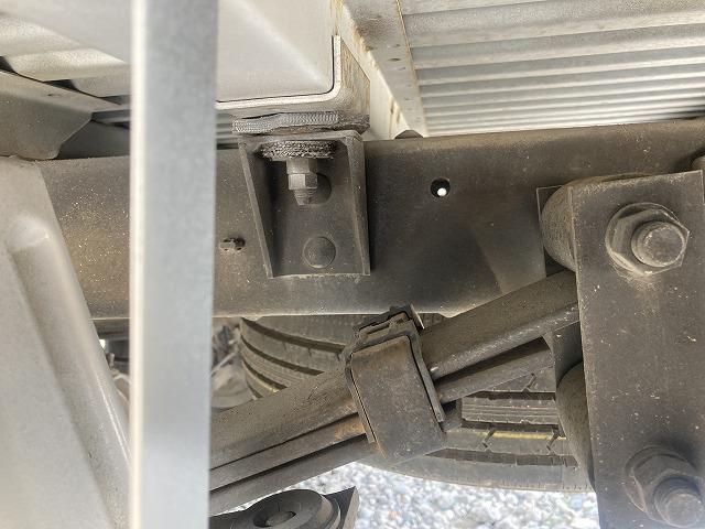 トヨエース １．２５ｔ積・平ボディ・１０尺・普通免許対応・ＡＴ　１．２５ｔ積・平ボディ・１０尺・普通免許対応・ＡＴ・ドアバイザー・マット・フォグランプ・荷台内寸　Ｌ３１０７　Ｗ１６３２　Ｈ３７６（50枚目）