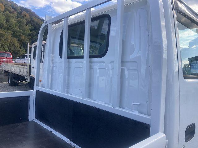 エルフトラック 2t積・平ボディ・5MT・全低床 2t積・平ボディ・5MT・全低床・坂道発進補助装置・電格ミラー・メッキパーツ・シートカバー・キーレス・エコモードスイッチ・フォグ・ETC・ゲートチェーン・荷台内寸 L3134 W1630 H368(16枚目)