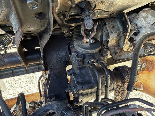 キャンター ３．１ｔ積・２台積・花見台・６ＭＴ　３．１ｔ積・２台積・花見台・６ＭＴ・坂道発進補助装置・電格ミラー・メッキパーツ・ＥＴＣ・ラジコン・外テール・ウィンチ（20枚目）