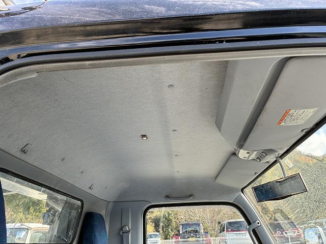 キャンター ３．１ｔ積・２台積・花見台・６ＭＴ　３．１ｔ積・２台積・花見台・６ＭＴ・坂道発進補助装置・電格ミラー・メッキパーツ・ＥＴＣ・ラジコン・外テール・ウィンチ（37枚目）