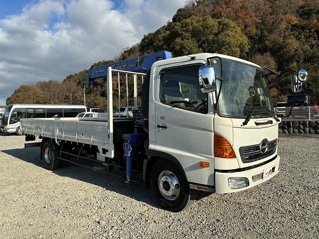 ヒノレンジャー タダノ４段クレーン・フックイン・６ＭＴ・２．８ｔ積　タダノ４段クレーン・フックイン・６ＭＴ・２．８ｔ積・ＺＥ３０４Ｈ（同年式）・メッキパーツ・ロープ穴４対・アシストゲート・ＥＴＣ・荷台内寸　Ｌ５４４０　Ｗ２１３８　Ｈ４０２（3枚目）