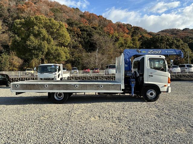 ヒノレンジャー タダノ４段クレーン・フックイン・６ＭＴ・２．８ｔ積　タダノ４段クレーン・フックイン・６ＭＴ・２．８ｔ積・ＺＥ３０４Ｈ（同年式）・メッキパーツ・ロープ穴４対・アシストゲート・ＥＴＣ・荷台内寸　Ｌ５４４０　Ｗ２１３８　Ｈ４０２（24枚目）