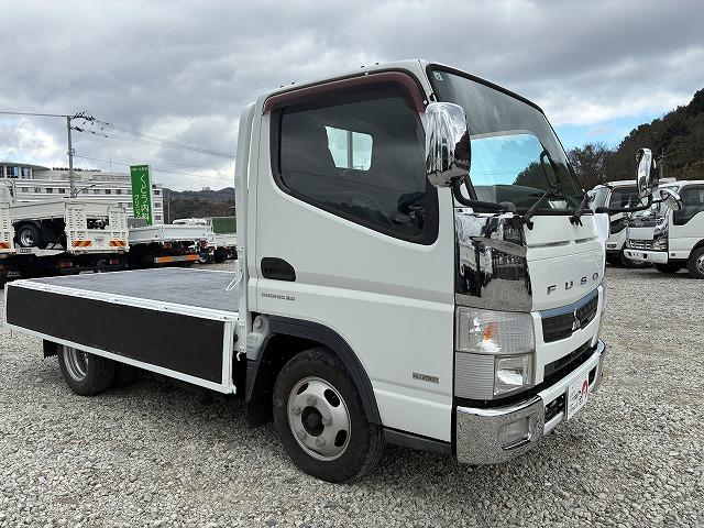 キャンター ２ｔ積・平ボディ・ＡＴ・全低床・車検付　２ｔ積・平ボディ・ＡＴ・全低床・車検付・坂道発進補助装置・電格ミラー・エコモードスイッチ・メッキパーツ・フォグランプ・荷台内寸　Ｌ３１２２　Ｗ１６１８　Ｈ３９０（9枚目）