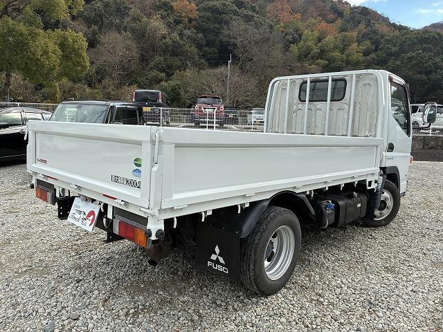キャンター ２ｔ積・平ボディ・ＡＴ・全低床・車検付　２ｔ積・平ボディ・ＡＴ・全低床・車検付・坂道発進補助装置・電格ミラー・エコモードスイッチ・メッキパーツ・フォグランプ・荷台内寸　Ｌ３１２２　Ｗ１６１８　Ｈ３９０（17枚目）
