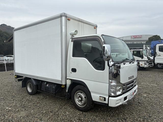 エルフトラック １．５ｔ積・パネルバン・１０尺・ＡＴ　１．５ｔ積・パネルバン・１０尺・ＡＴ・アイドリングストップ・メッキパーツ・ラッシングレール２段・キーレス・車内灯・荷台内寸　Ｌ３０８８　Ｗ１６４１　Ｈ１８５３（10枚目）