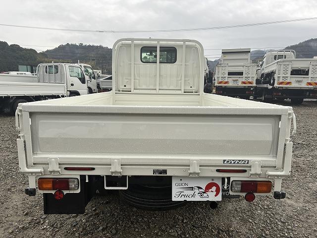 ダイナトラック １．２ｔ積・平ボディ・普通免許・５ＭＴ　１．２ｔ積・平ボディ・普通免許・５ＭＴ・メッキパーツ・マット・フォグランプ・荷台内寸　Ｌ２９５７　Ｗ１６３６　Ｈ３８２（7枚目）