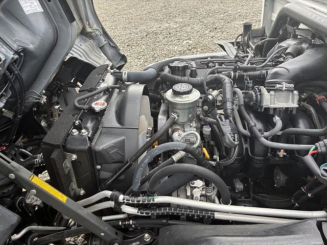 ダイナトラック １．２ｔ積・平ボディ・普通免許・５ＭＴ　１．２ｔ積・平ボディ・普通免許・５ＭＴ・メッキパーツ・マット・フォグランプ・荷台内寸　Ｌ２９５７　Ｗ１６３６　Ｈ３８２（24枚目）