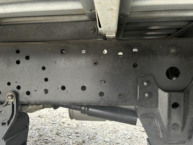 ダイナトラック １．２ｔ積・平ボディ・普通免許・５ＭＴ　１．２ｔ積・平ボディ・普通免許・５ＭＴ・メッキパーツ・マット・フォグランプ・荷台内寸　Ｌ２９５７　Ｗ１６３６　Ｈ３８２（49枚目）