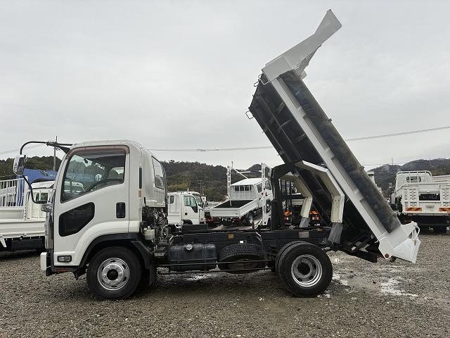 フォワード ３．７５ｔ積・ダンプ・６ＭＴ・コボレーン　３．７５ｔ積・ダンプ・６ＭＴ・コボレーン・坂道発進補助装置・電格ミラー・中間ピン・キーレス・エコモードスイッチ・強化プロテクター・新明和ＤＲ４－０００３ＳＹ・内寸Ｌ３４０６　Ｗ２０８０　Ｈ３４１（4枚目）