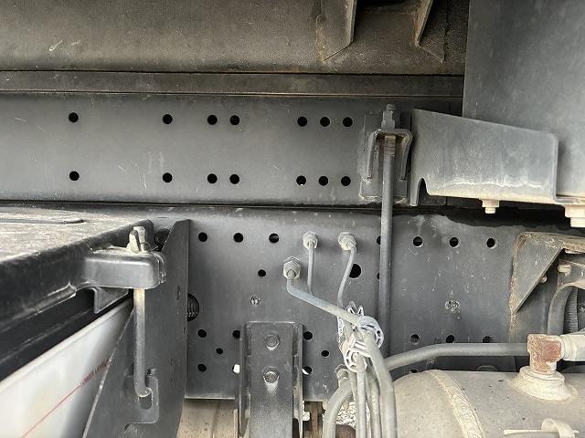 フォワード ３．７５ｔ積・ダンプ・６ＭＴ・コボレーン　３．７５ｔ積・ダンプ・６ＭＴ・コボレーン・坂道発進補助装置・電格ミラー・中間ピン・キーレス・エコモードスイッチ・強化プロテクター・新明和ＤＲ４－０００３ＳＹ・内寸Ｌ３４０６　Ｗ２０８０　Ｈ３４１（57枚目）