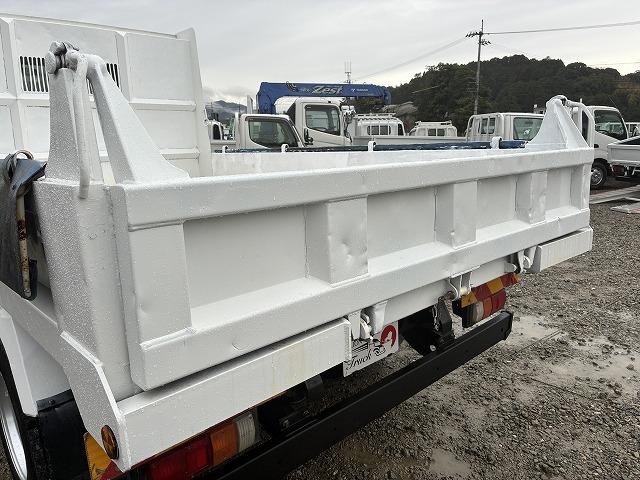 フォワード ３．７５ｔ積・ダンプ・６ＭＴ・コボレーン　３．７５ｔ積・ダンプ・６ＭＴ・コボレーン・坂道発進補助装置・電格ミラー・中間ピン・キーレス・エコモードスイッチ・強化プロテクター・新明和ＤＲ４－０００３ＳＹ・内寸Ｌ３４０６　Ｗ２０８０　Ｈ３４１（58枚目）