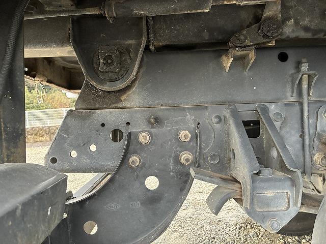 フォワード ３．７５ｔ積・ダンプ・６ＭＴ・コボレーン　３．７５ｔ積・ダンプ・６ＭＴ・コボレーン・坂道発進補助装置・電格ミラー・中間ピン・キーレス・エコモードスイッチ・強化プロテクター・新明和ＤＲ４－０００３ＳＹ・内寸Ｌ３４０６　Ｗ２０８０　Ｈ３４１（71枚目）