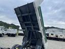 ３ｔ積・ダンプ・コボレーン付・６ＭＴ　３ｔ積・ダンプ・コボレーン付・６ＭＴ・メッキパーツ・中間ピン・坂道発進補助装置・強化プロテクター・キーレス・ＥＴＣ・新明和ＤＲ２・荷台内寸　Ｌ３０５５　Ｗ１５９５　Ｈ３７０（30枚目）