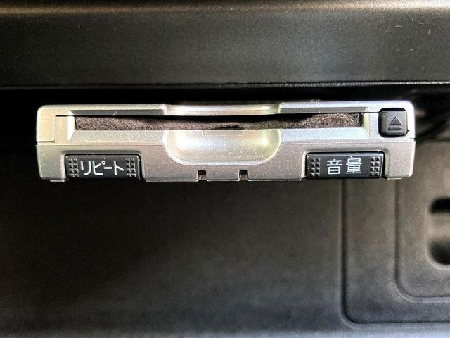 フィット １．５Ｓ　後期型　ＶＴＥＣ５ＭＴ　フルエアロ　無限グリル＆無限リアウイング　　ＴＥＩＮ車高調ＥＤＦＣ電動減衰コントローラー　ウェッズＳＡ７０アルミ　チタンテールマフラー　ディスプレイオーデイオ　ＥＴＣ　ドラレコ（43枚目）