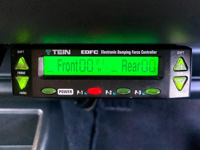 フィット １．５Ｓ　後期型　ＶＴＥＣ５ＭＴ　フルエアロ　無限グリル＆無限リアウイング　　ＴＥＩＮ車高調ＥＤＦＣ電動減衰コントローラー　ウェッズＳＡ７０アルミ　チタンテールマフラー　ディスプレイオーデイオ　ＥＴＣ　ドラレコ（44枚目）