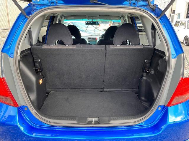 フィット １．５Ｓ　後期型　ＶＴＥＣ５ＭＴ　フルエアロ　無限グリル＆無限リアウイング　　ＴＥＩＮ車高調ＥＤＦＣ電動減衰コントローラー　ウェッズＳＡ７０アルミ　チタンテールマフラー　ディスプレイオーデイオ　ＥＴＣ　ドラレコ（65枚目）