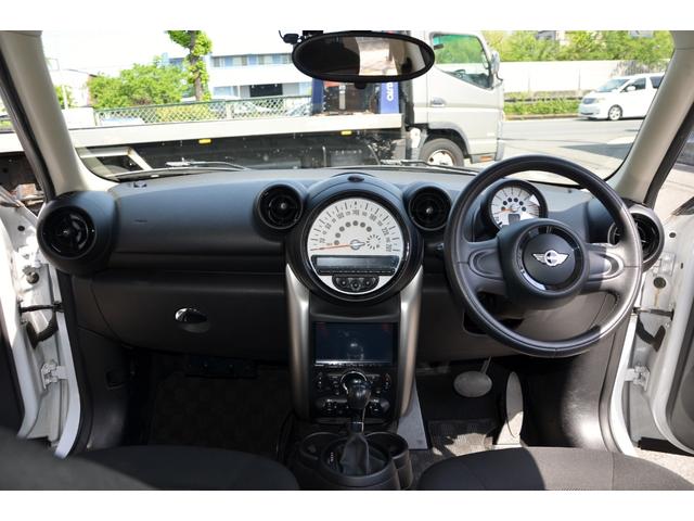 ＭＩＮＩ クーパー　クロスオーバー　管理ユーザー様買取車両　ＳｔｒａｄａＳＤナビ　フルセグＴＶ　バックカメラ　ＥＴＣ　ドラレコ　純正１６ＡＷ　フォグランプ　オートエアコン　禁煙車　取説　保証書　点検記録簿付き（36枚目）