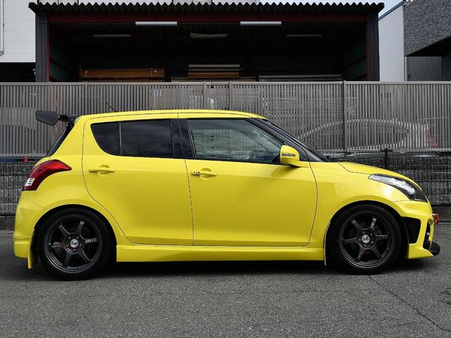 スイフトスポーツ ベースグレード 6MT モンスターガーボンGTウイングSSRタイプCアルミTEIN車高調スリットローターブレーキメッシュラインHKSマフラーRSキャタライザーマニホールドモンスターカーボンエアインダクションBOX(14枚目)