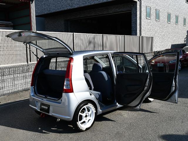 ミラ Ｌ　５ＭＴ　ＷｉｒｕｓＷｉｎレーシングマフラー　フルタップ車高調　社外１５インチアルミ　タイヤ残溝７分山　タワーバー　牽引フック　ディープコーンステアリング　社外シフトノブ　社外タコメーター　ＥＴＣ（12枚目）