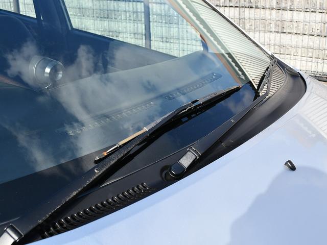 ミラ Ｌ　５ＭＴ　ＷｉｒｕｓＷｉｎレーシングマフラー　フルタップ車高調　社外１５インチアルミ　タイヤ残溝７分山　タワーバー　牽引フック　ディープコーンステアリング　社外シフトノブ　社外タコメーター　ＥＴＣ（20枚目）