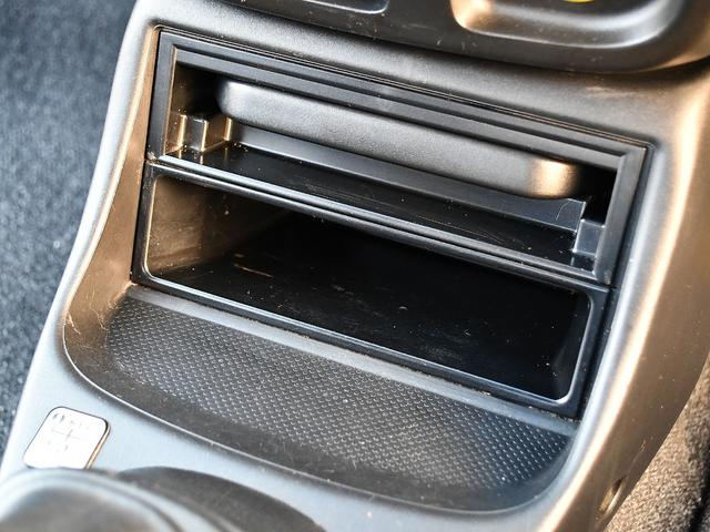 ミラ Ｌ　５ＭＴ　ＷｉｒｕｓＷｉｎレーシングマフラー　フルタップ車高調　社外１５インチアルミ　タイヤ残溝７分山　タワーバー　牽引フック　ディープコーンステアリング　社外シフトノブ　社外タコメーター　ＥＴＣ（43枚目）