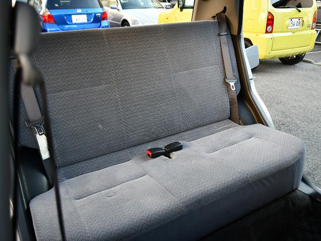 ミラ Ｌ　５ＭＴ　ＷｉｒｕｓＷｉｎレーシングマフラー　フルタップ車高調　社外１５インチアルミ　タイヤ残溝７分山　タワーバー　牽引フック　ディープコーンステアリング　社外シフトノブ　社外タコメーター　ＥＴＣ（59枚目）