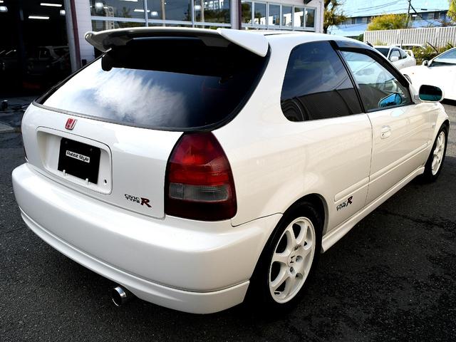 シビック タイプR 後期型 軽量ボンネット TEIN車高調 2ピーススリットローター ブレーキメッシュライン 無限マフラー 無限エアクリBOX DC2エキマニ FRタワーバー ピラーバー 純正赤RECARO 純正バイザー(12枚目)