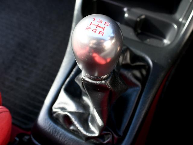 シビック タイプR 後期型 軽量ボンネット TEIN車高調 2ピーススリットローター ブレーキメッシュライン 無限マフラー 無限エアクリBOX DC2エキマニ FRタワーバー ピラーバー 純正赤RECARO 純正バイザー(48枚目)