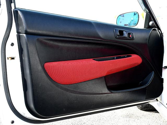 シビック タイプR 後期型 軽量ボンネット TEIN車高調 2ピーススリットローター ブレーキメッシュライン 無限マフラー 無限エアクリBOX DC2エキマニ FRタワーバー ピラーバー 純正赤RECARO 純正バイザー(52枚目)