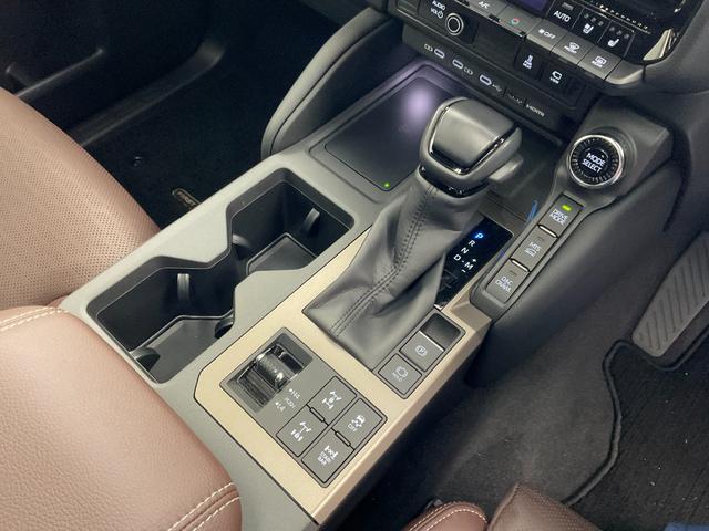 ランドクルーザー２５０ ＺＸファーストエディション　モデリスタフロントバンパーガード・リヤバンパーガーニッシュ・リヤスポイラー・シグネチャーイルミ・２０インチアルミ　ＪＡＯＳスキッドプレート　ＴＶ・パノラミックビューモニタ　サンルーフ　パワーバックドア（14枚目）