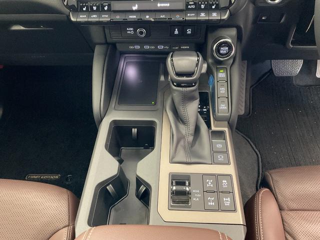 ランドクルーザー２５０ ＺＸファーストエディション　モデリスタフロントバンパーガード・リヤバンパーガーニッシュ・リヤスポイラー・シグネチャーイルミ・２０インチアルミ　ＪＡＯＳスキッドプレート　ＴＶ・パノラミックビューモニタ　サンルーフ　パワーバックドア（17枚目）