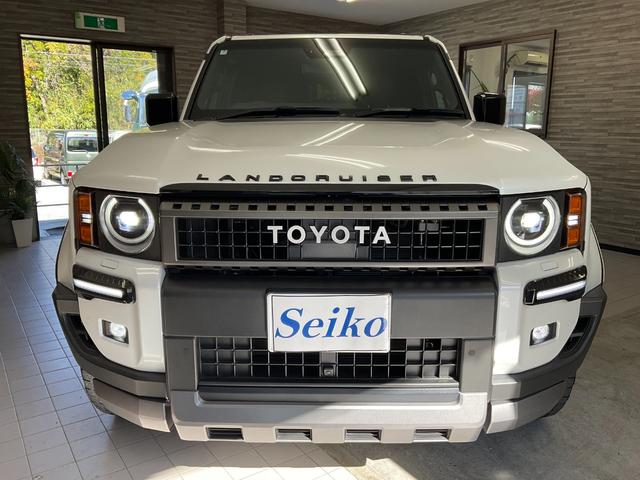 ランドクルーザー２５０ ＺＸファーストエディション　モデリスタフロントバンパーガード・リヤバンパーガーニッシュ・リヤスポイラー・シグネチャーイルミ・２０インチアルミ　ＪＡＯＳスキッドプレート　ＴＶ・パノラミックビューモニタ　サンルーフ　パワーバックドア（31枚目）