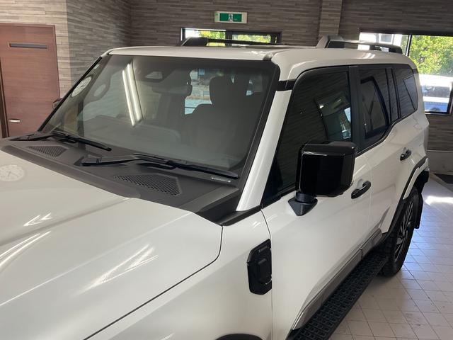 ランドクルーザー２５０ ＺＸファーストエディション　モデリスタフロントバンパーガード・リヤバンパーガーニッシュ・リヤスポイラー・シグネチャーイルミ・２０インチアルミ　ＪＡＯＳスキッドプレート　ＴＶ・パノラミックビューモニタ　サンルーフ　パワーバックドア（34枚目）