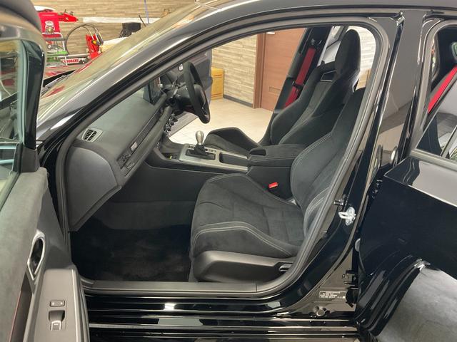 HONDA CIVIC TYPE R RACING BLACK PACKAGE