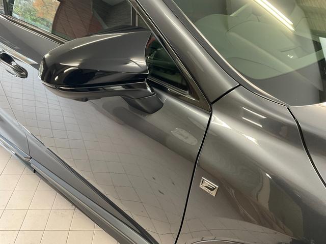 ＲＸ ＲＸ５００ｈ　Ｆスポーツパフォーマンス　ＲＸ５００ｈ　Ｆスポーツパフォーマンス（５名）　ＴＲＤエアロ・スポーツマフラー・ミラーカバー・リアウイング　パノラマルーフ　純正２１インチアルミホイール　輻射ヒーター　デジタルインナーミラー（33枚目）