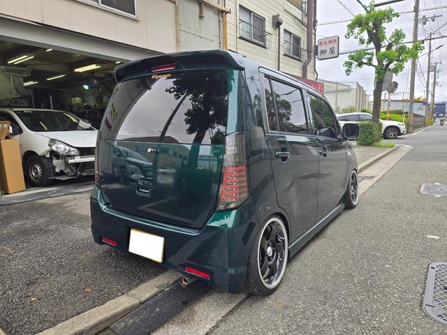 ワゴンＲスティングレー Ｘ　全塗装／ＲＳＲ車高調／アクスル／ロアアーム／ＳＳＲ１６インチ／アリーナホーン／ＬＥＤテール／ＬＥＤヘッドライト・フォグ・ウインカー／マフラー／プッシュスタート／スマートキー／ＥＴＣ／純正パーツ有（8枚目）