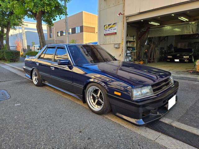 スカイライン ターボGT-E Xエクストラ 走行7万km代/フルエアロ/車高調/エクイップ01/マフラー/TS-X25/当時物momo32Φステアリング/オートワイパー/オーディオデッキ/全塗装/純正部品有/5MT/水中花シフト/L型エンジン(12枚目)