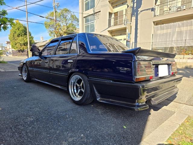 スカイライン ターボGT-E Xエクストラ 走行7万km代/フルエアロ/車高調/エクイップ01/マフラー/TS-X25/当時物momo32Φステアリング/オートワイパー/オーディオデッキ/全塗装/純正部品有/5MT/水中花シフト/L型エンジン(13枚目)