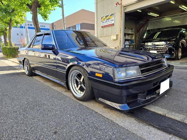 スカイライン ターボGT-E Xエクストラ 走行7万km代/フルエアロ/車高調/エクイップ01/マフラー/TS-X25/当時物momo32Φステアリング/オートワイパー/オーディオデッキ/全塗装/純正部品有/5MT/水中花シフト/L型エンジン(20枚目)