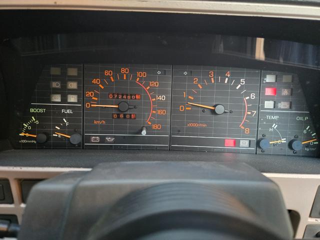 スカイライン ターボGT-E Xエクストラ 走行7万km代/フルエアロ/車高調/エクイップ01/マフラー/TS-X25/当時物momo32Φステアリング/オートワイパー/オーディオデッキ/全塗装/純正部品有/5MT/水中花シフト/L型エンジン(31枚目)