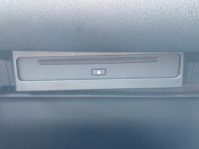 ヴォクシー 　１０．５インチディスプレイオーディオプラス　ＣＤ／ＤＶＤ　ＥＴＣ２．０　ドライブレコーダー　新車保証継承（5枚目）