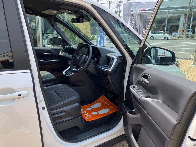 ヴォクシー 　１０．５インチディスプレイオーディオプラス　ＣＤ／ＤＶＤ　ＥＴＣ２．０　ドライブレコーダー　新車保証継承（24枚目）