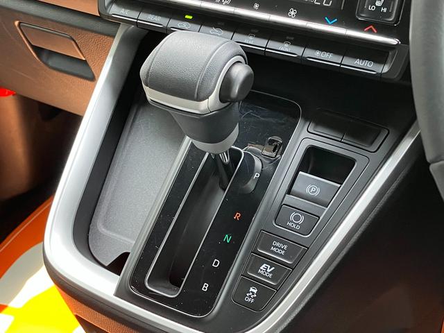ヴォクシー 　１０．５インチディスプレイオーディオプラス　ＣＤ／ＤＶＤ　ＥＴＣ２．０　ドライブレコーダー　新車保証継承（38枚目）