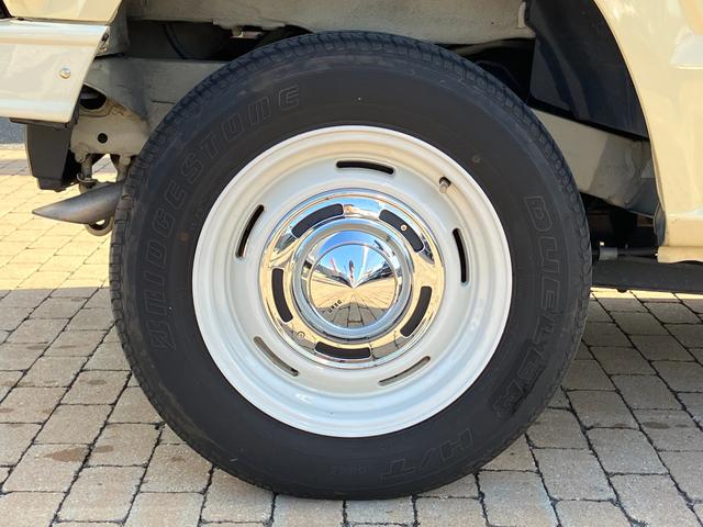 ジムニー ＸＣ　ダムドエアロ　パナソニックナビ　ＥＴＣ　ＤＥＡＮホイール　ラゲッジネット　シートカバー　センターコンソール　ＤＡＭＤ（22枚目）