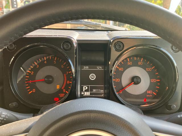 ジムニー ＸＣ　ダムドエアロ　パナソニックナビ　ＥＴＣ　ＤＥＡＮホイール　ラゲッジネット　シートカバー　センターコンソール　ＤＡＭＤ（29枚目）