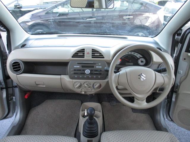 アルト Ｆ　５速マニュアルトランスミッション、電動格納ミラー、パワーウィンドウ、ハロゲン、純正ホイール、キーレス、エアバック、パワーステアリング（6枚目）