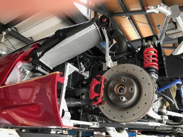 ４Ｃ 　パワー４００ＰＳ　ミッション６速シーケンシャルドグ軽量ハイパワー４Ｃです　ローダウン　ターボ　ワンオーナー　バックカメラ　１８インチアルミ　ＡＢＳ　運転席／助手席エアバック　パワーステアリング（11枚目）
