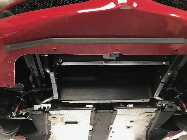 ４Ｃ 　パワー４００ＰＳ　ミッション６速シーケンシャルドグ軽量ハイパワー４Ｃです　ローダウン　ターボ　ワンオーナー　バックカメラ　１８インチアルミ　ＡＢＳ　運転席／助手席エアバック　パワーステアリング（14枚目）