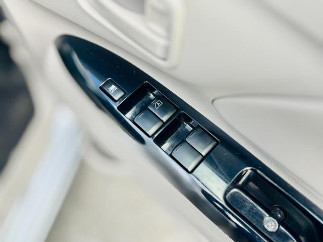 ｅＫワゴン Ｅ　パイオニアナビ／ワンセグＴＶ／ベンチシート／電動調整ミラー／タイミングチェーン車／ヘッドライトレベライザー／フロアマット／（10枚目）